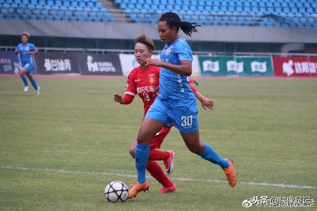 阿根廷VS西班牙：双铁腰坐镇，恩佐+德保罗领衔，梅西携小蜘蛛冲锋
